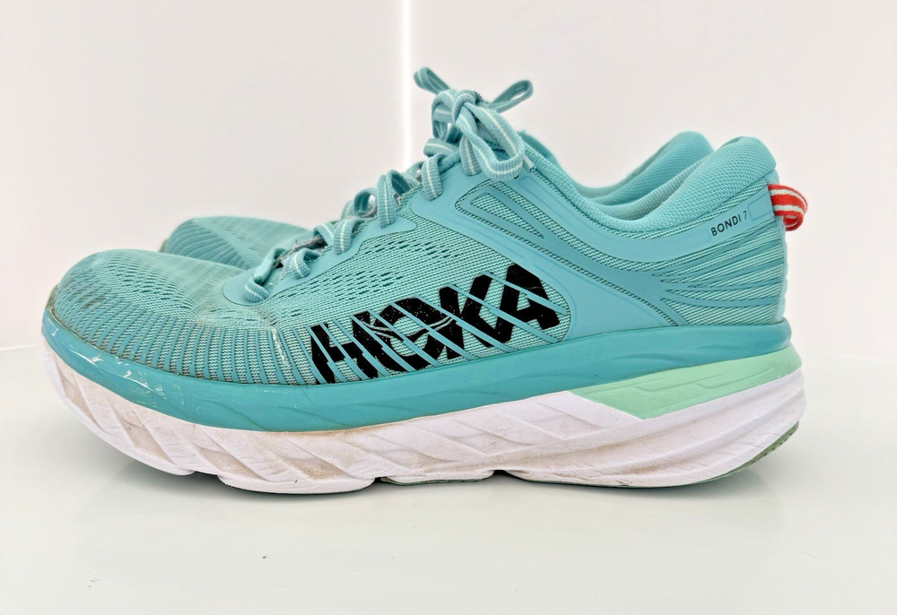 Hoka One One Bondi 7 WOMENS SIZE 9 Aquarelle Sneakers WOMENS SIZE 9 **READ**